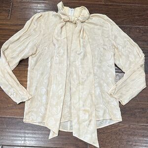 Vintage Levanté Elegant Cream Blouse with Bow Detail size 6